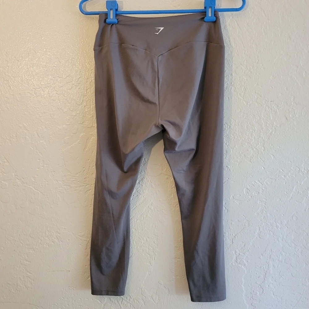Gymshark Crop Leggings Size Medium